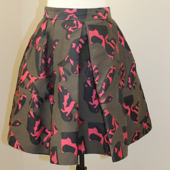 Banana Republic A-line pleated skirt with pockets - Picture 1 of 10